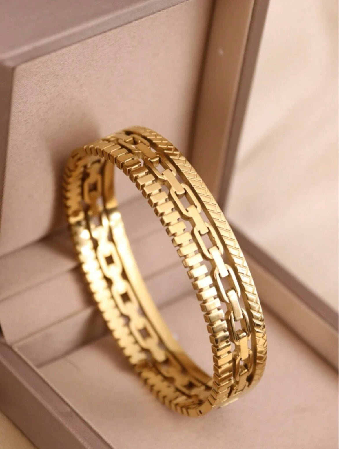 Gold Weave