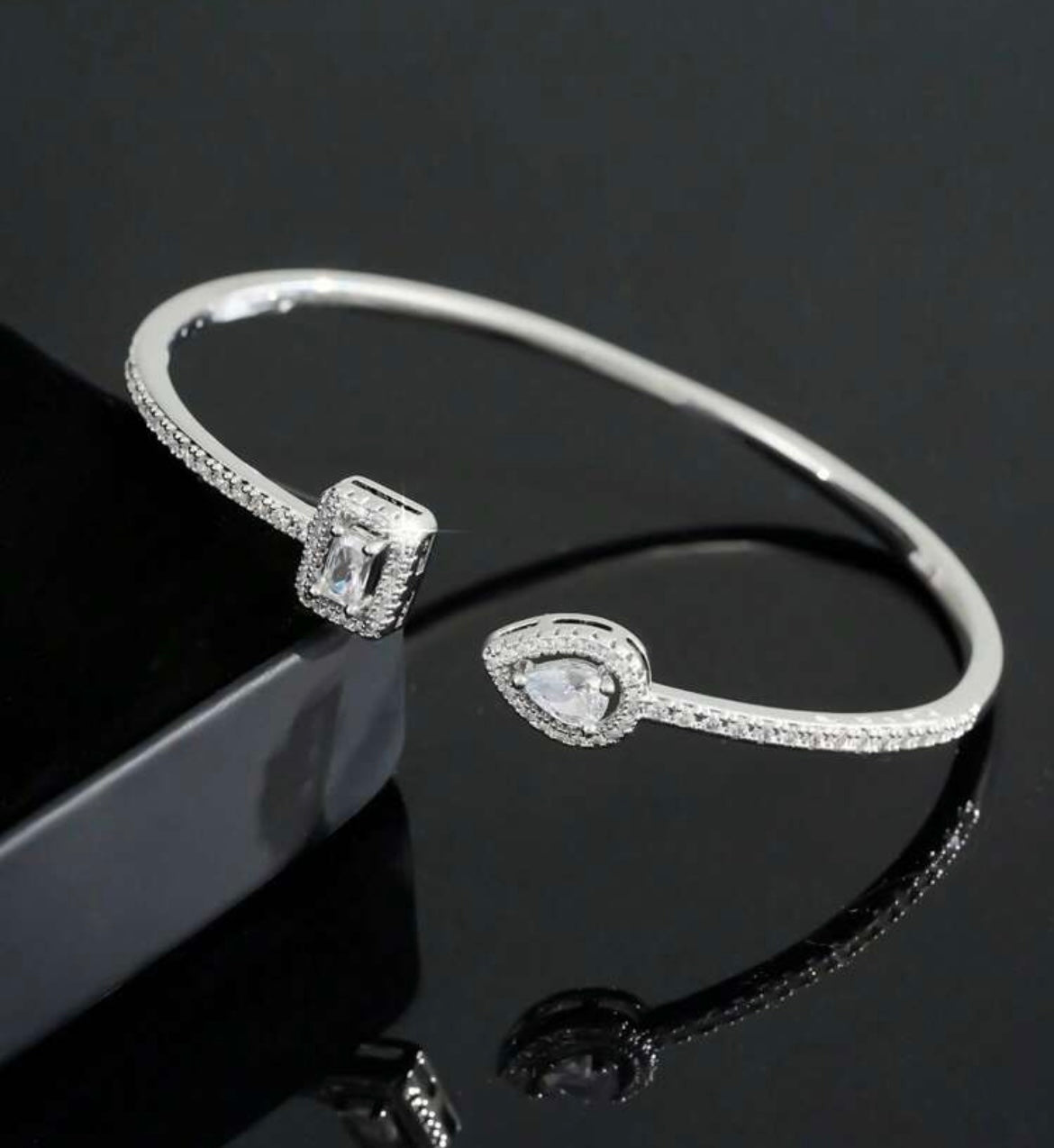 Arm Candy