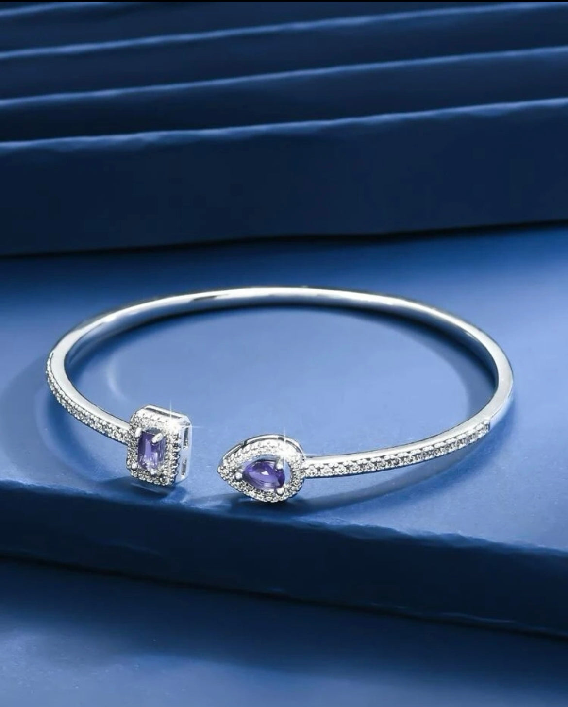 Arm Candy