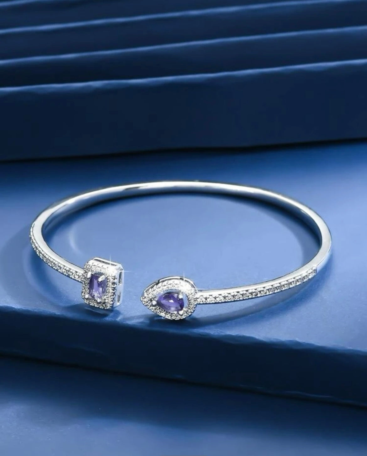 Arm Candy