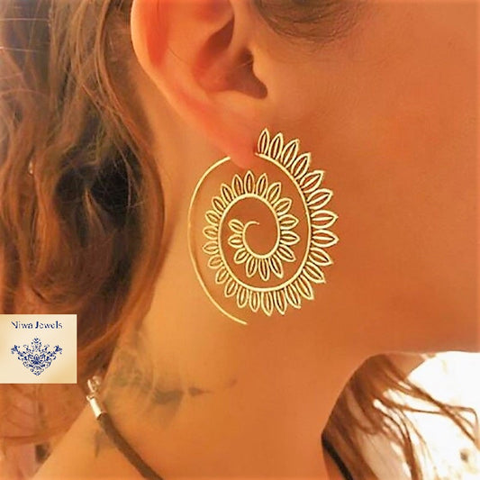 Dainty Leaf Hoops