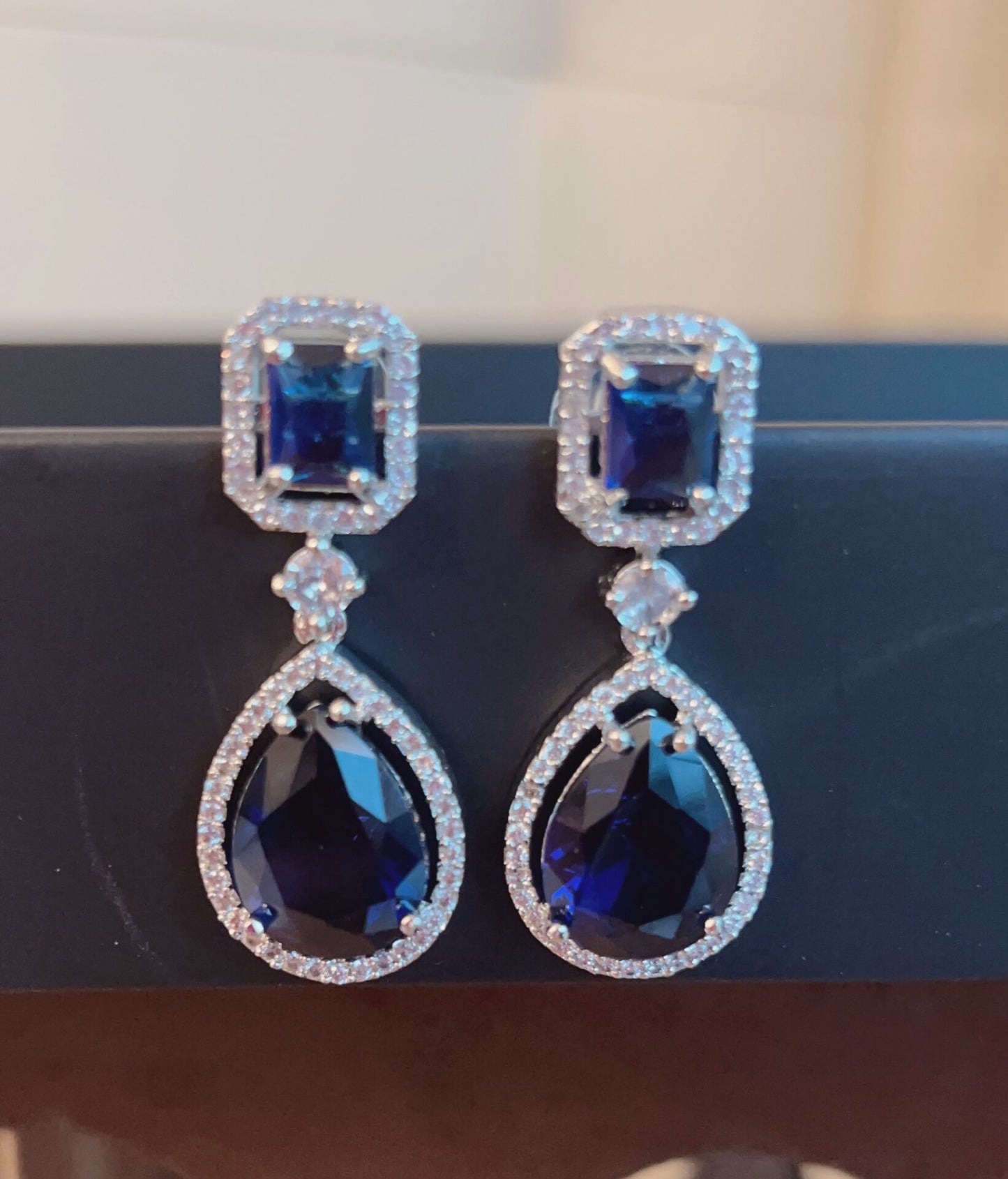 Diamond drop