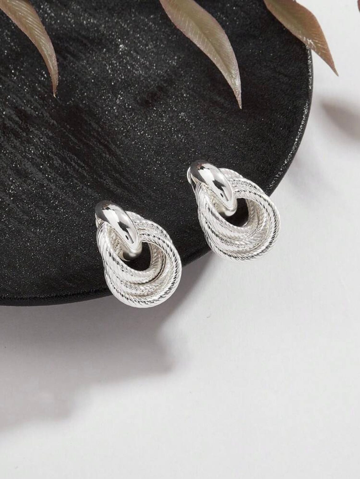 Silver Knot