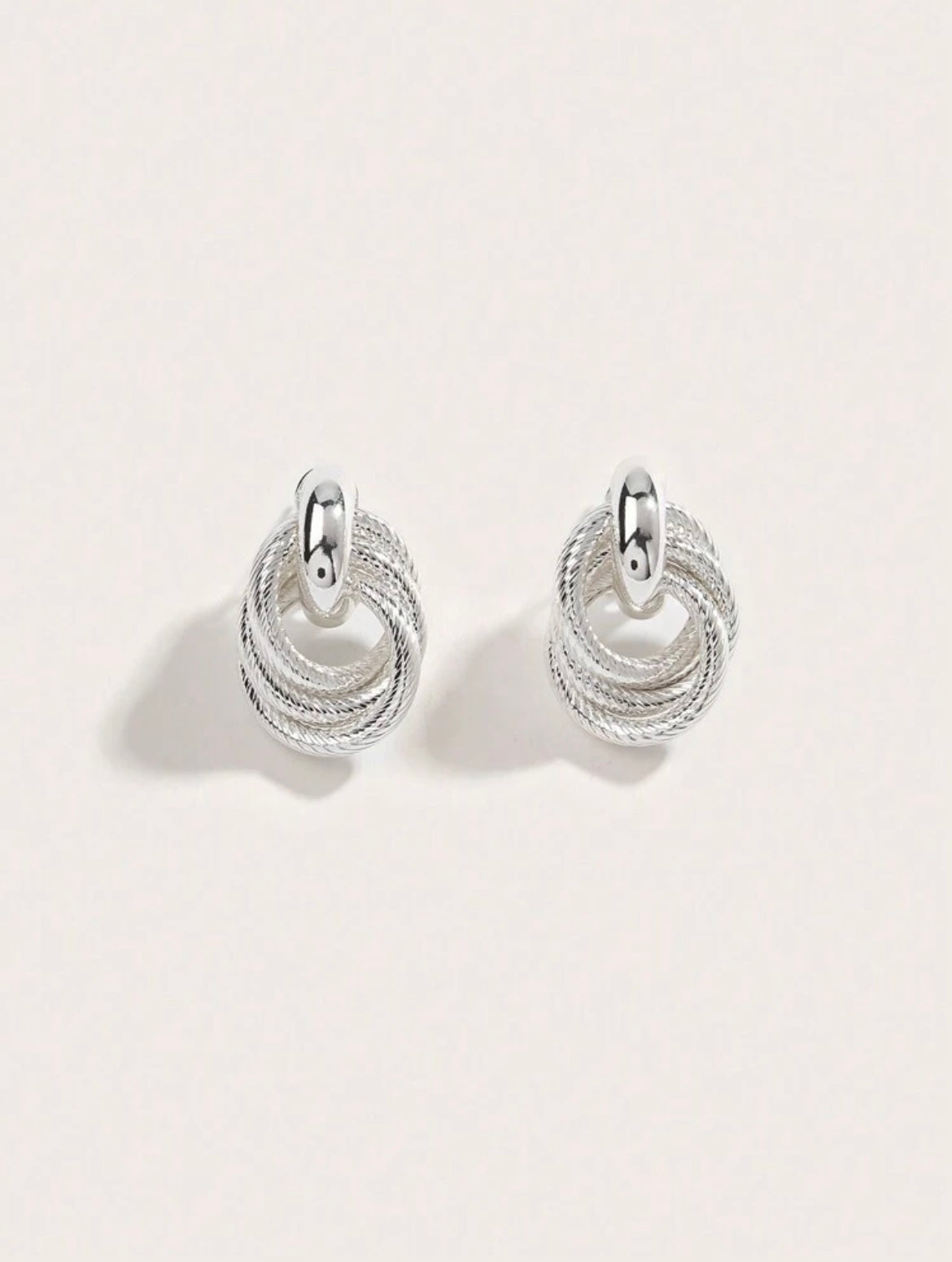 Silver Knot