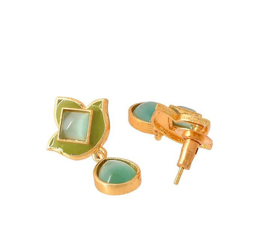 Creme De La Femme Earrings