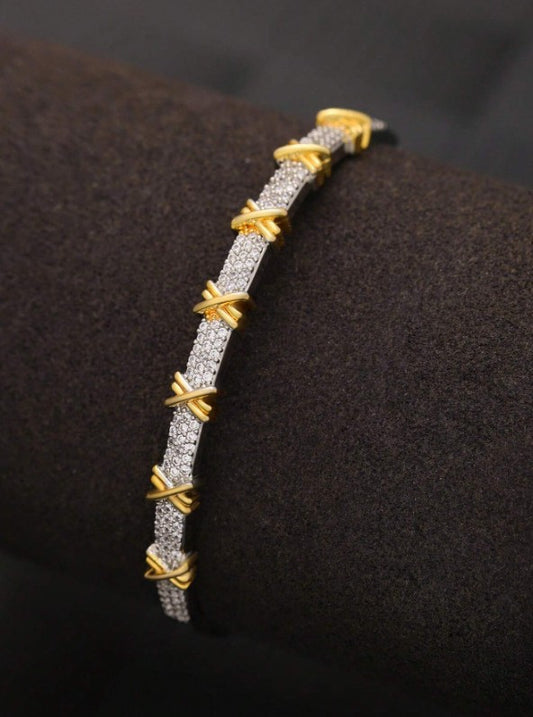 Crystal cross