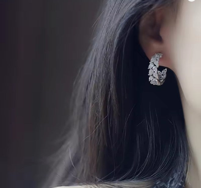 Seraphina Hoops