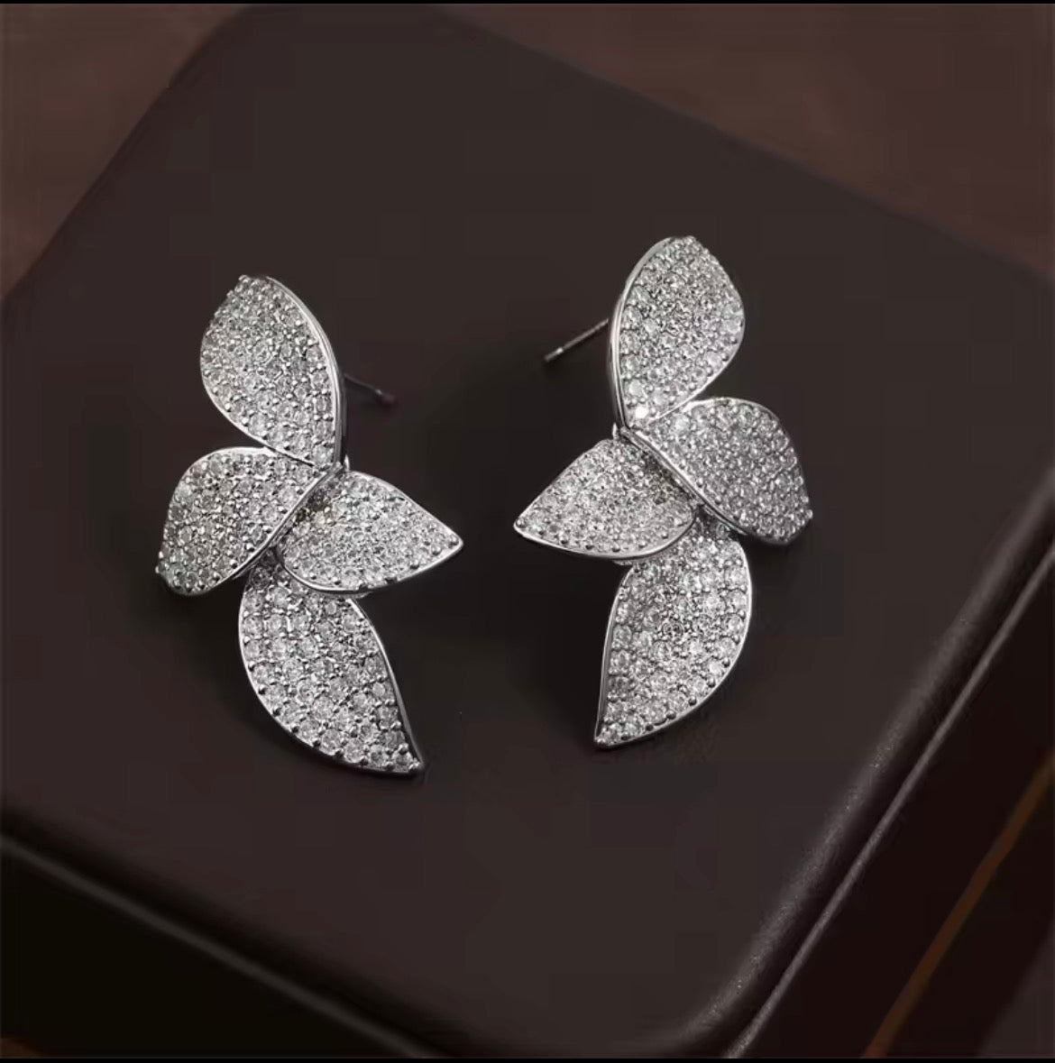 Flora Studs