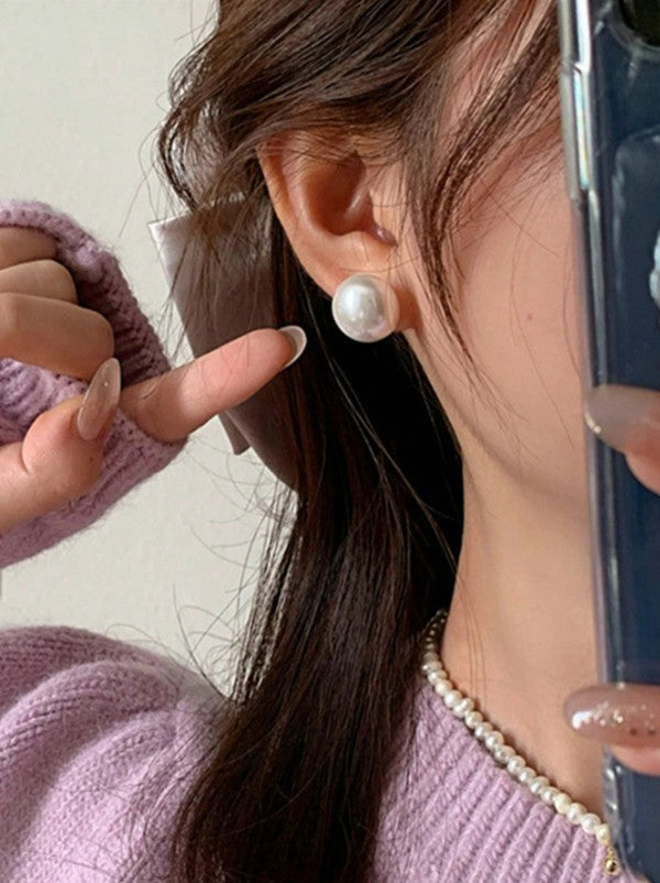 Pearl Studs