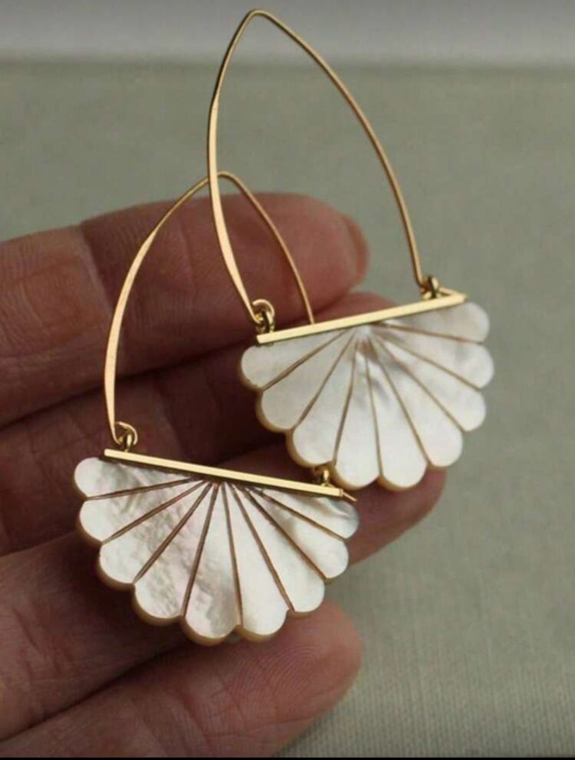 Pearl Fan Drops