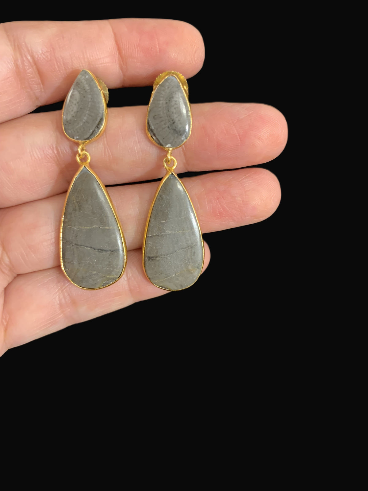 Grey Horizon — earrings — view 5