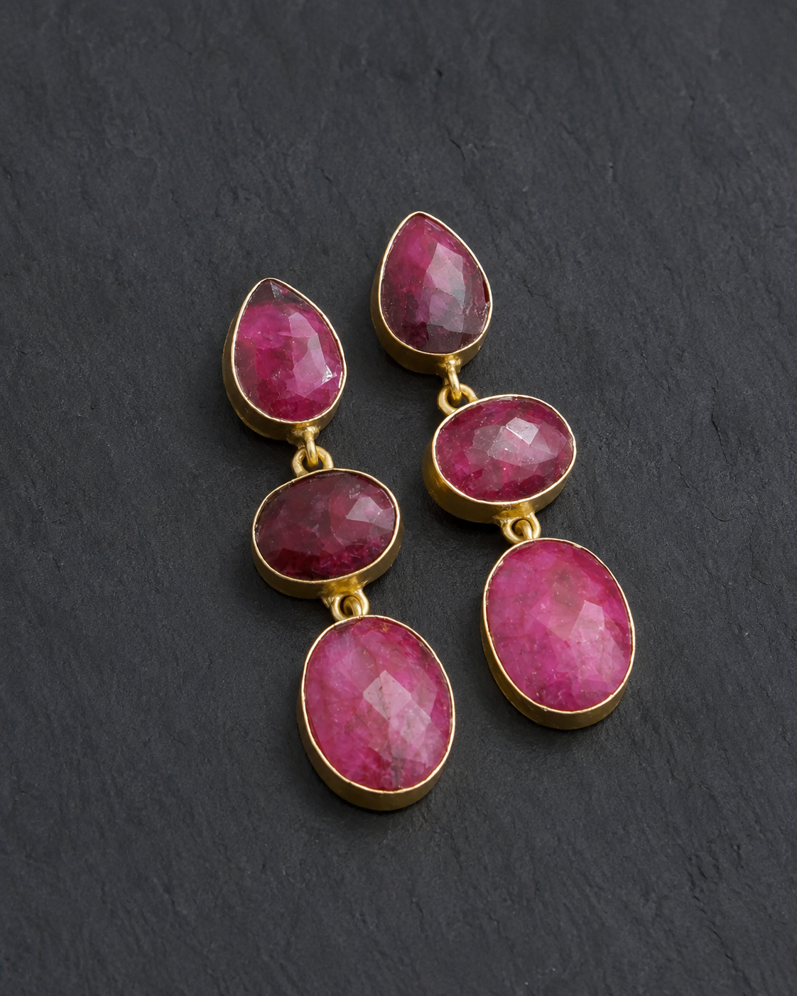Scarlet Drops — earrings — view 3