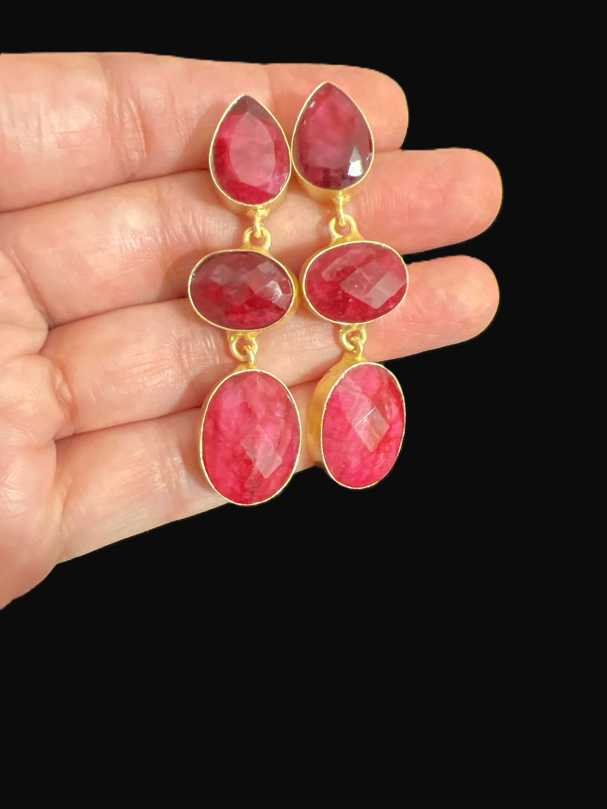 Scarlet Drops — earrings — view 5