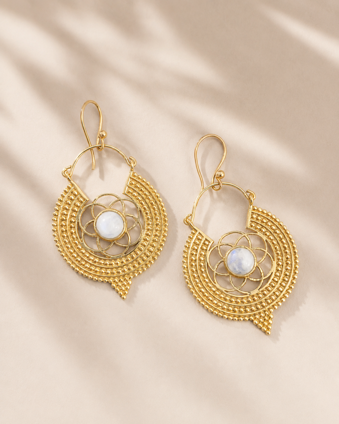 Aura — earrings — view 1