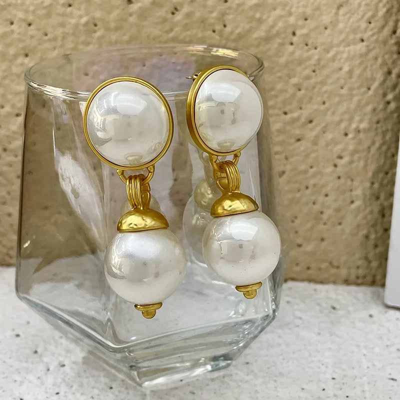 Add life to pearls
