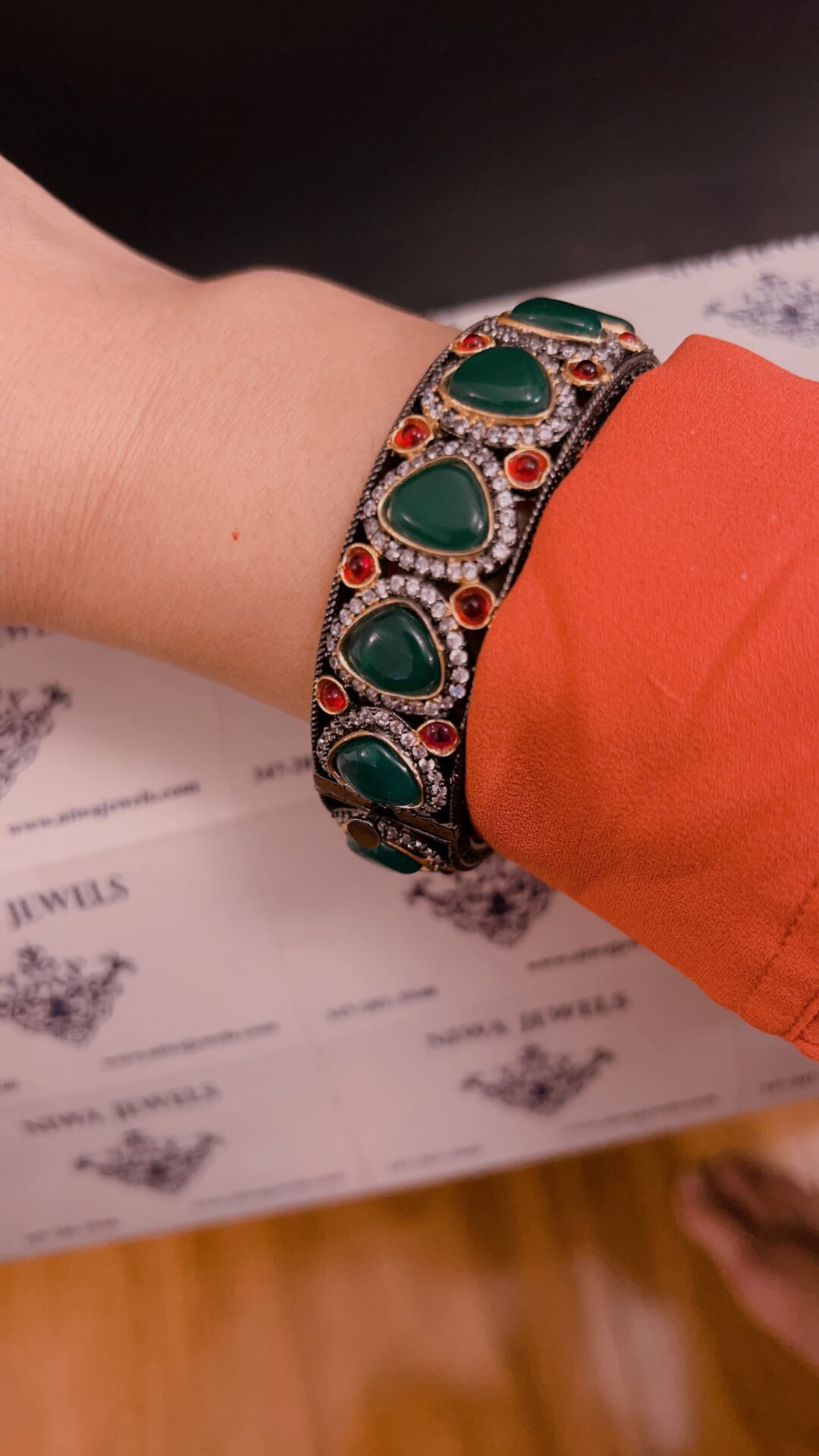 Crown cuff