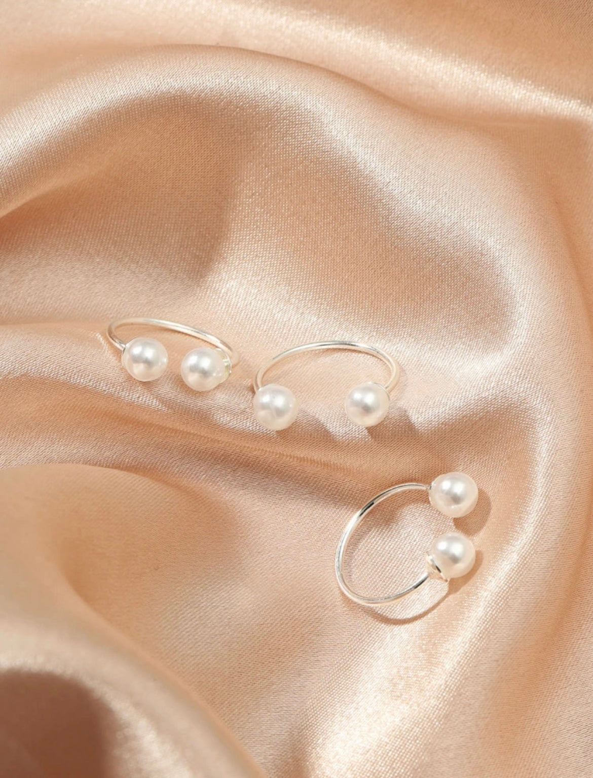 Floating Pearls