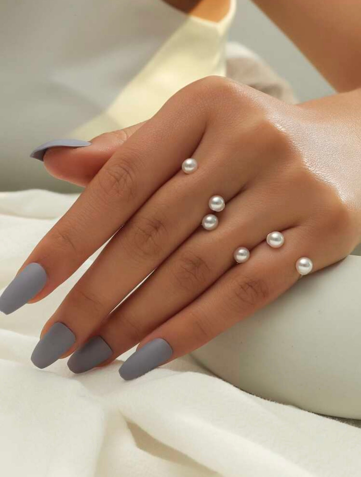 Floating Pearls