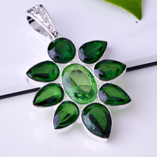 Flower Green Pendant