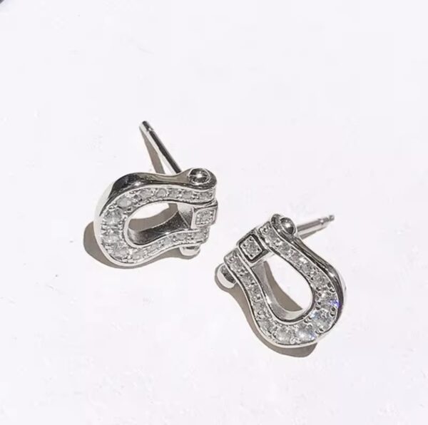 Horseshoe - Image 2