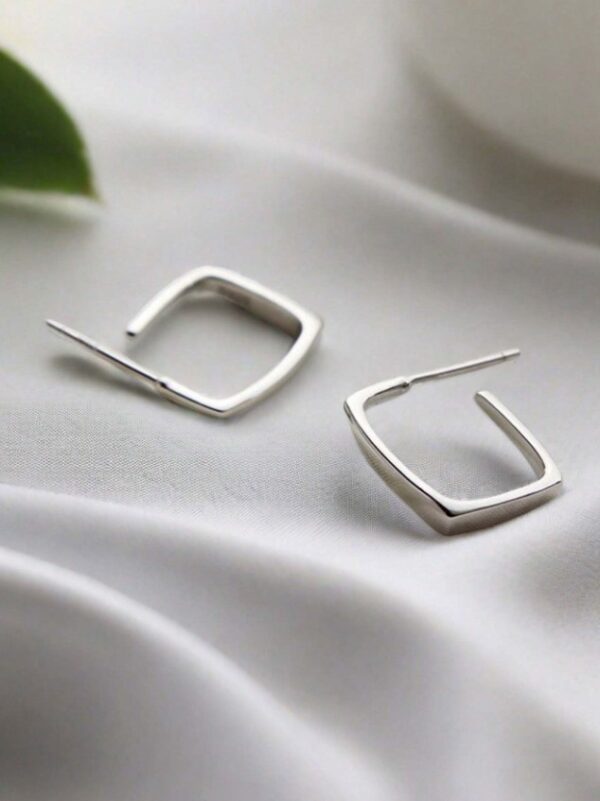 Square - Image 3
