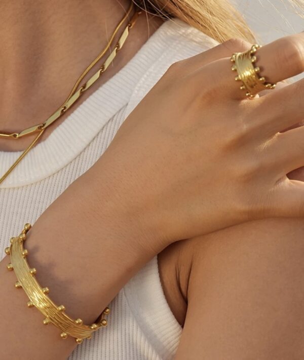 Artisan - Image 3