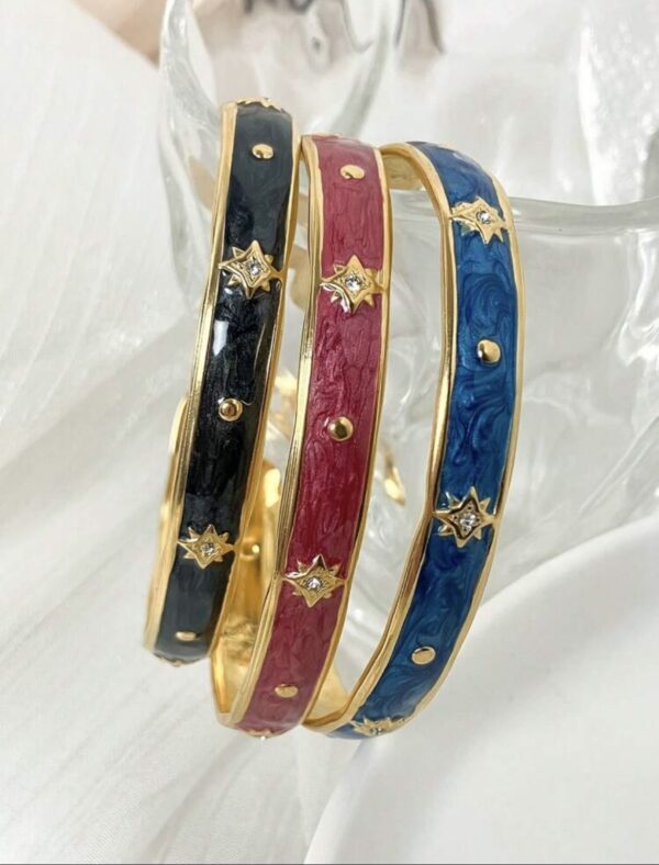 Enamel Star