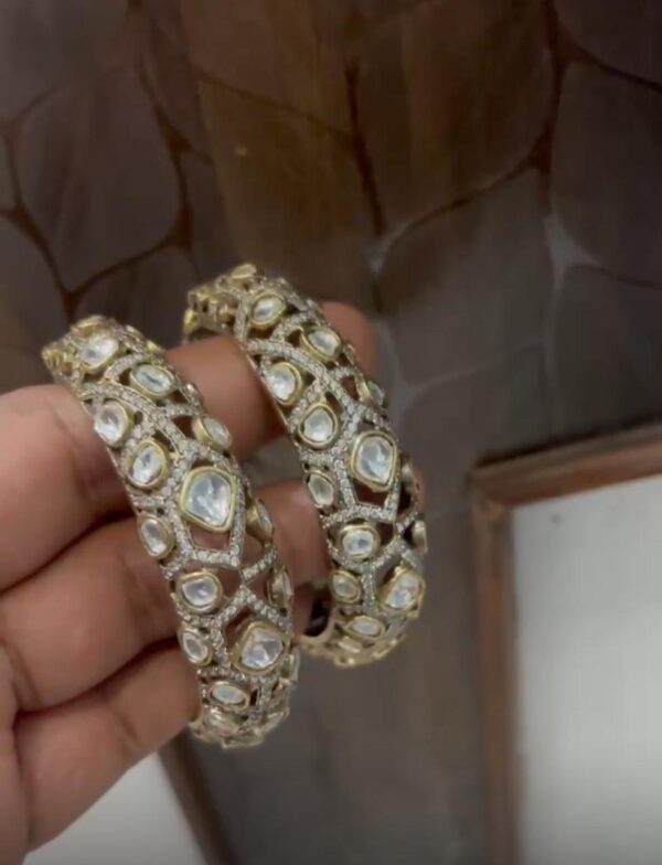 Gilded Grace - Image 3