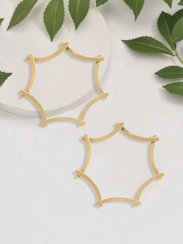 Lovely Gold - Image 2