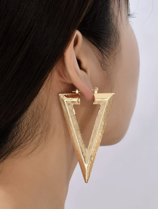 Triangular - Image 3