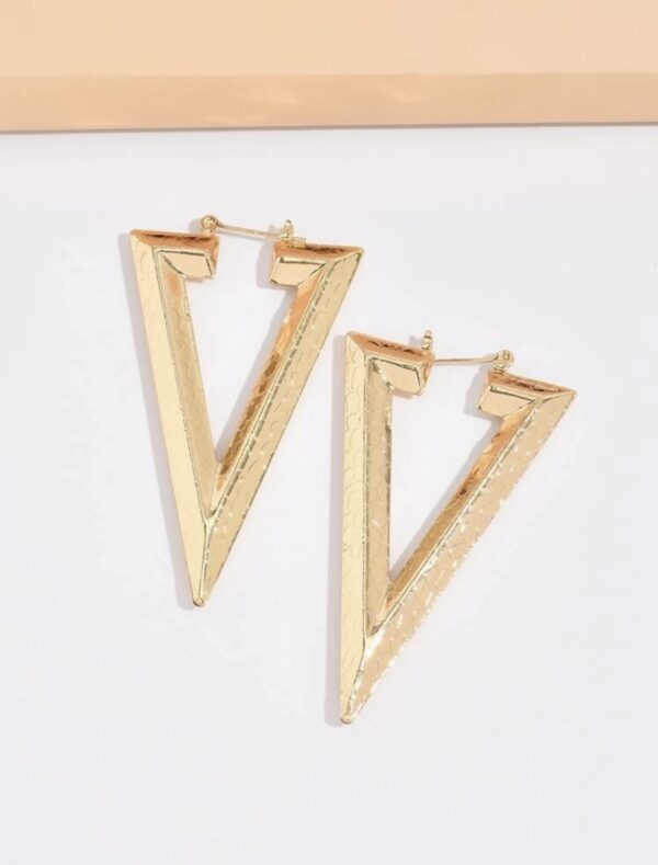 Triangular - Image 4